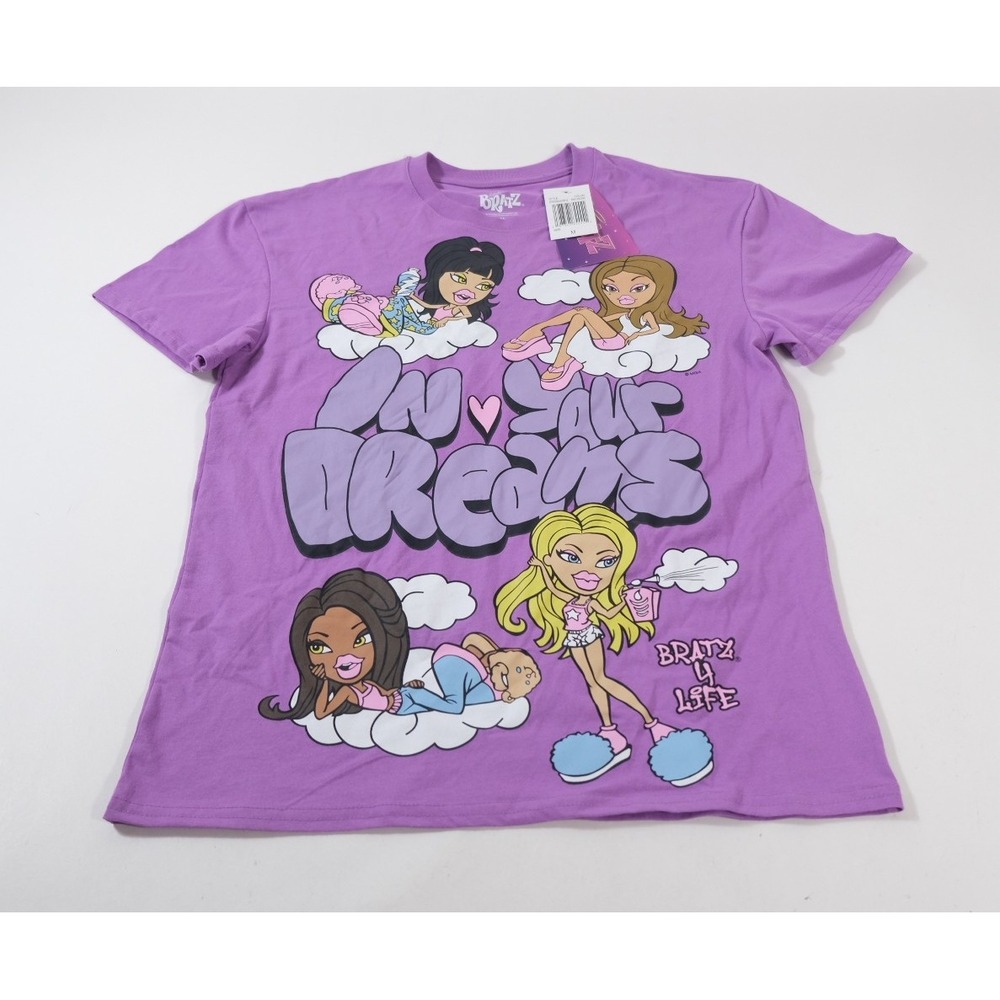 Bratz Graphic Tee Womens Size M Purple In‎ Your Dreams Y2K Short Sleeve Shirt